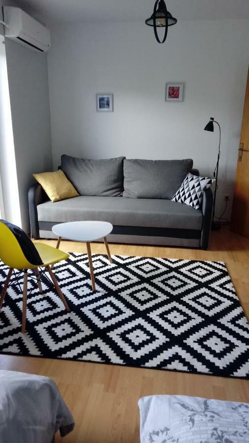 1 Appartement